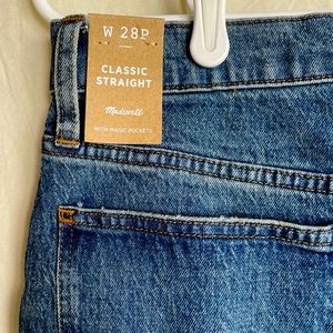 New Madewell Petite Classic Straight Jeans in Corson Wash